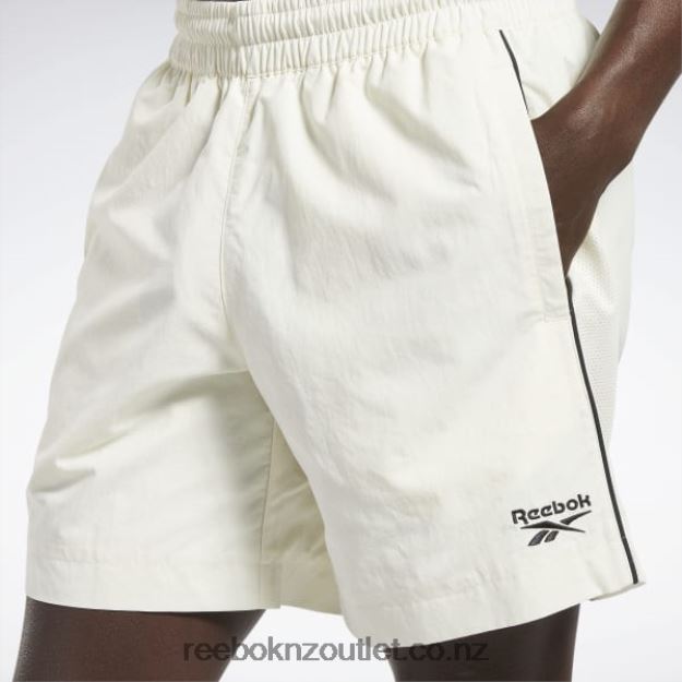 Classic White 2B4626758 Classics Vector Shorts Reebok