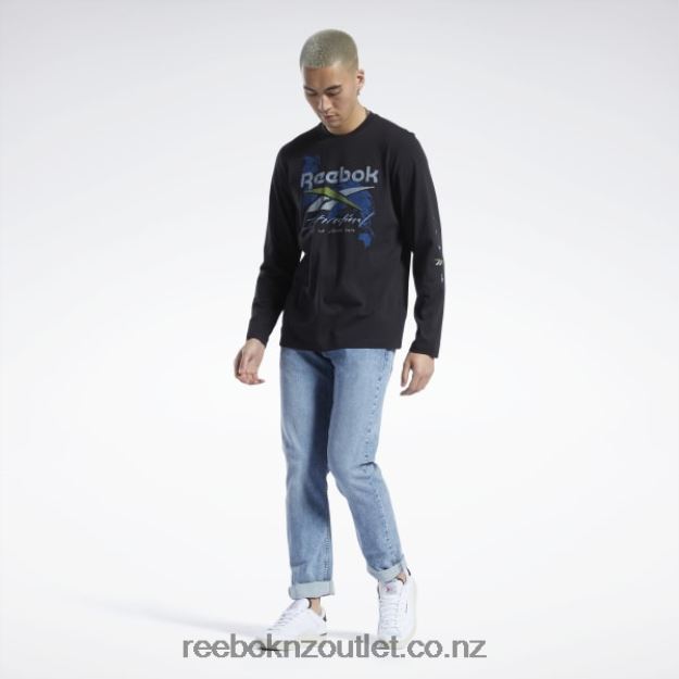 Black 2B4626441 Graphic Series Pre-Season Long Sleeve T-Shirt Reebok