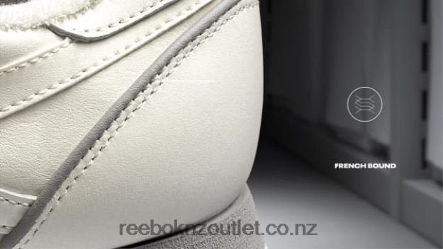 Chalk/Vector Red 2B4626767 Classic Leather 1983 Vintage Shoes Reebok