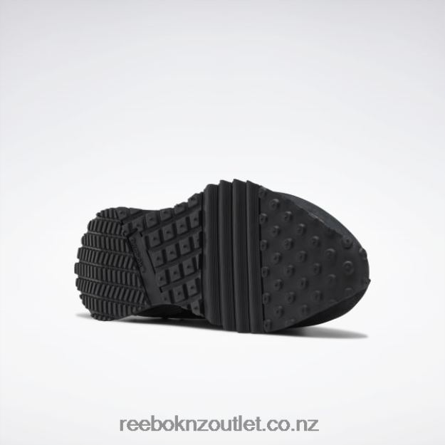 Core Black/Cold Grey 7 2B4626225 Engineered Garments LX2200 Shoes Reebok