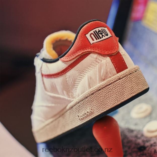 Morning Fog/Moonstone/Mars Red 2B4626173 Street Fighter Club C 85 Shoes Reebok