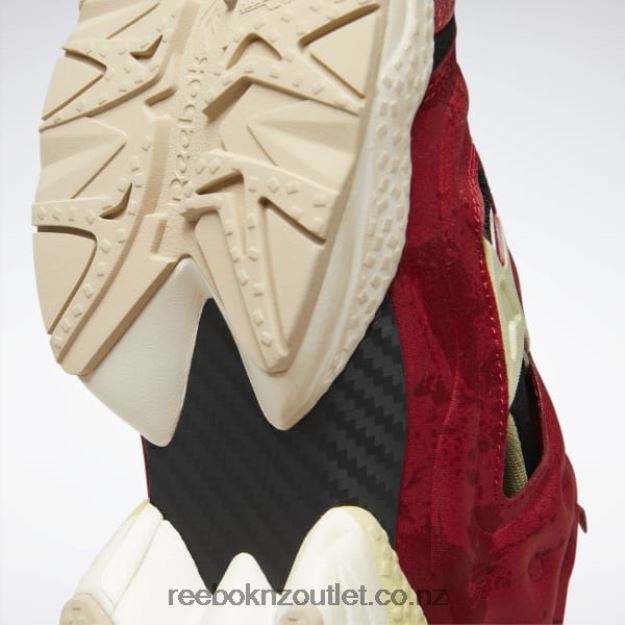 Rich Magma/Sulfur Dust S18-R/Core Black 2B4626253 Street Fighter Instapump Fury 95 Shoes Reebok