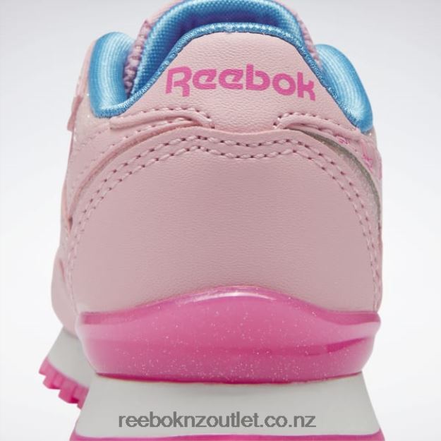 Pink Glow/Atomic Pink 2B46261397 Classic Leather Step \'n\' Flash Shoes - Toddler Reebok Kids