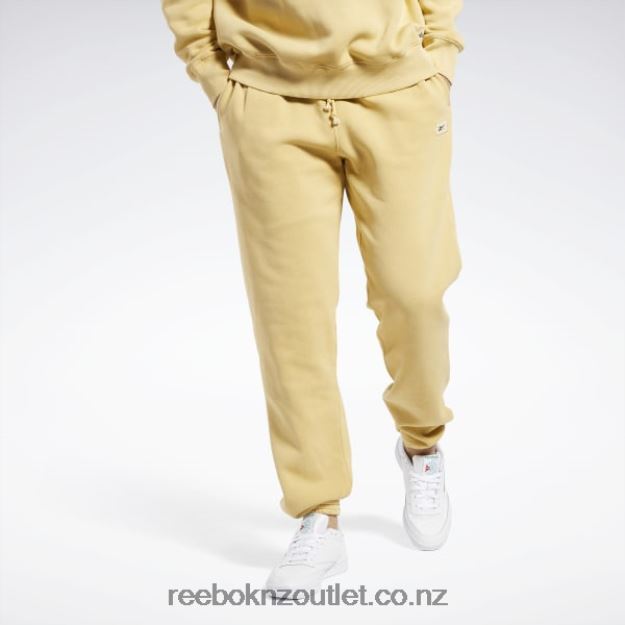 Bright Ochre 2B46261253 Classics Natural Dye Pants Reebok Men