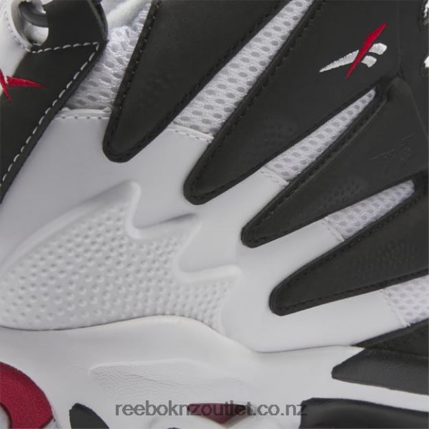 Core Black/Ftwr White/Vector Red 2B46261339 The Blast Basketball Shoes Reebok Men