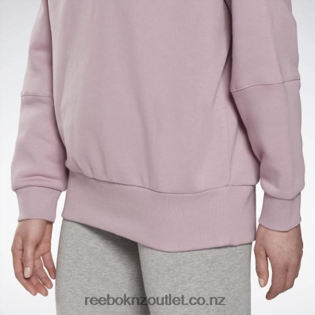 Infused Lilac 2B4626427 Lux Oversized Hoodie Reebok Women