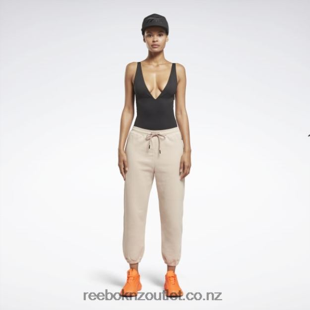 Soft Ecru 2B4626656 Victoria Beckham Straight Leg Joggers Reebok Women