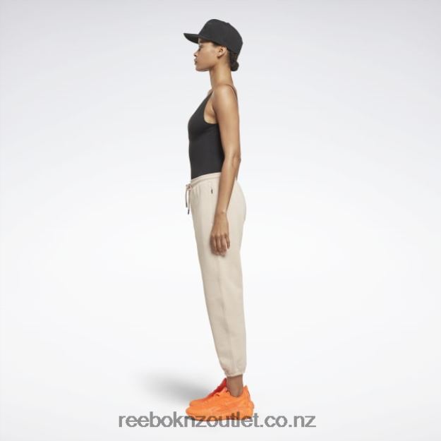 Soft Ecru 2B4626656 Victoria Beckham Straight Leg Joggers Reebok Women
