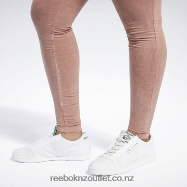 Canyon Coral 2B4626910 Classics Natural Dye Leggings (Plus Size) Reebok Women
