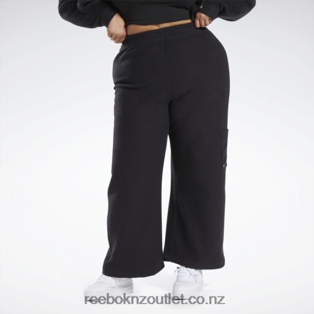 Black 2B4626730 Classics Reverse Fleece Wide Leg Pants (Plus Size) Reebok Women