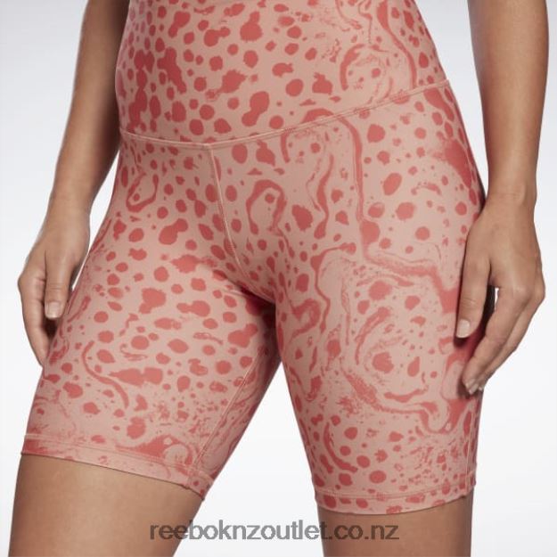 Canyon Coral 2B4626736 Lux Bold High-Waisted Modern Safari Print Shorts Reebok Women
