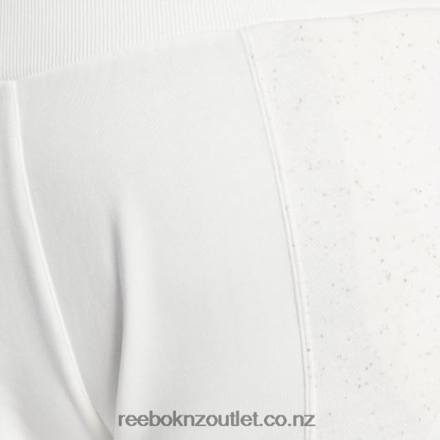 Chalk 2B4626869 Classics Varsity High-Rise Rib Shorts (Plus Size) Reebok Women