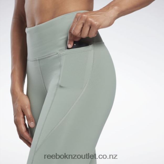 Harmony Green 2B4626580 Lux High-Rise Bike Shorts Reebok Women