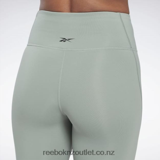 Harmony Green 2B4626580 Lux High-Rise Bike Shorts Reebok Women