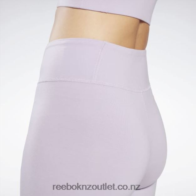 Purple Oasis 2B4626838 Identity Fitted Logo Shorts Reebok Women