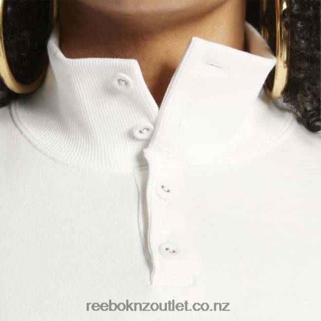 Chalk 2B4626863 Classics Varsity Sweatshirt (Plus Size) Reebok Women