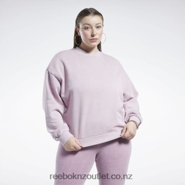 Infused Lilac 2B4626903 Classics Natural Dye Sweatshirt (Plus Size) Reebok Women