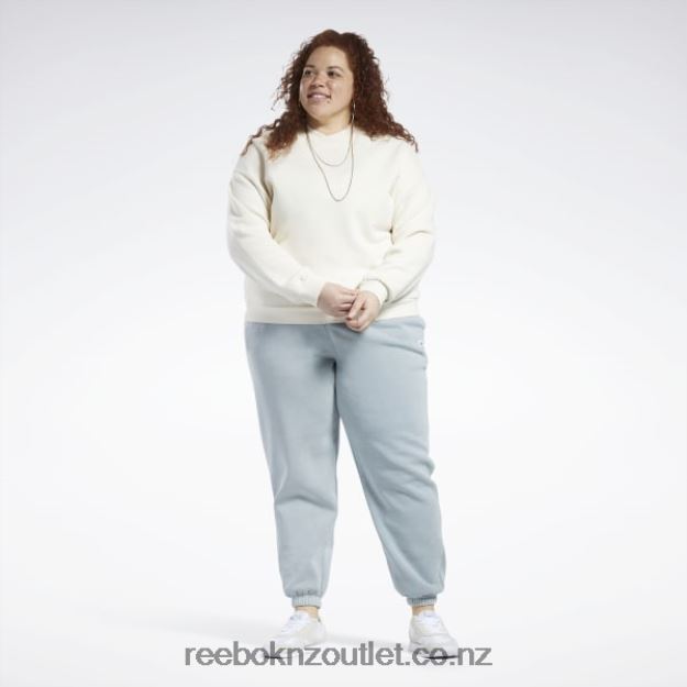 Non-Dyed 2B4626904 Classics Natural Dye Sweatshirt (Plus Size) Reebok Women