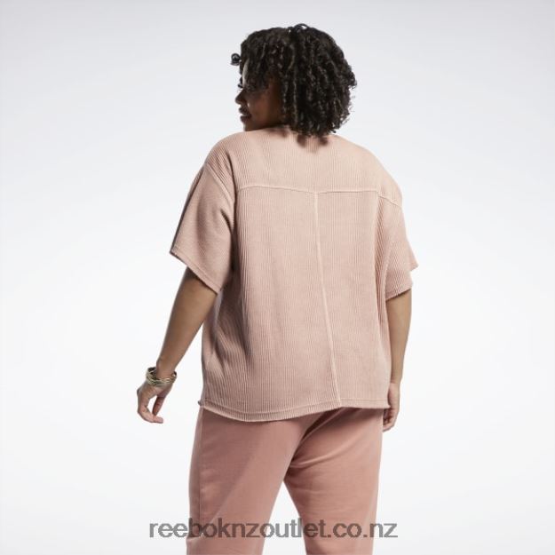 Canyon Coral 2B4626982 Classics Natural Dye Waffle T-Shirt (Plus Size) Reebok Women