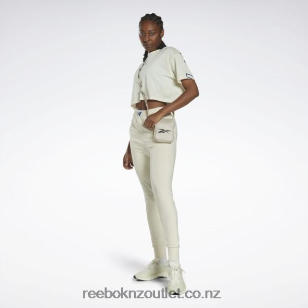 Classic White 2B4626717 Les Mills Crop T-Shirt Reebok Women