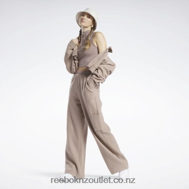 Taupe 2B4626748 Classics Cropped Fitted Jersey Tank Top Reebok Women