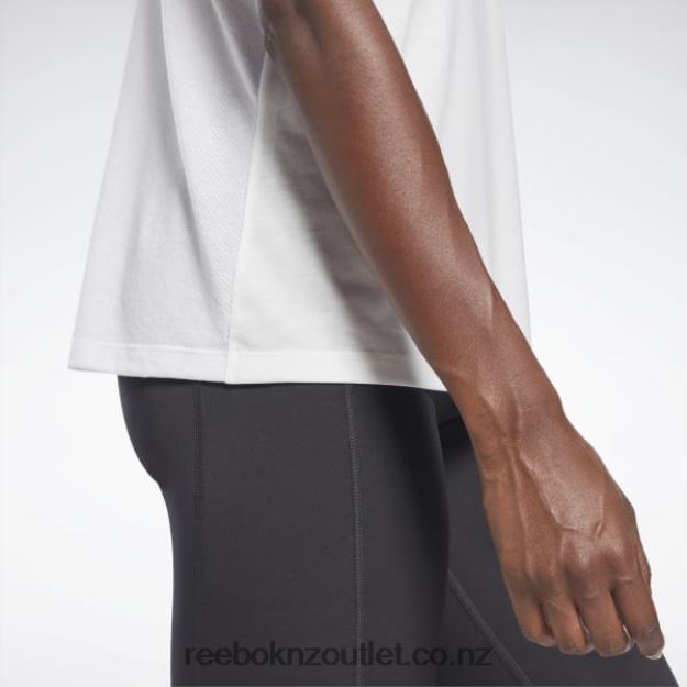 White 2B4626914 Workout Ready Supremium Big Logo Tank Top Reebok Women