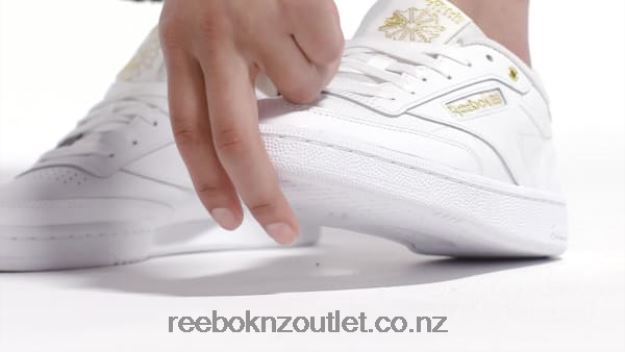 Ftwr White/Gold Met. 2B4626404 Club C 85 Women\'s Shoes Reebok