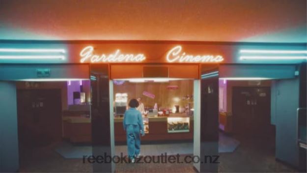 Ftwr White/Lgh Solid Grey/Lucid Lilac 2B4626114 Classic Leather SP Extra Women\'s Shoes Reebok