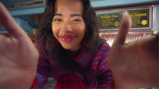 Vector Red/Ftwr White 2B462694 Freestyle Hi Women\'s Shoes Reebok