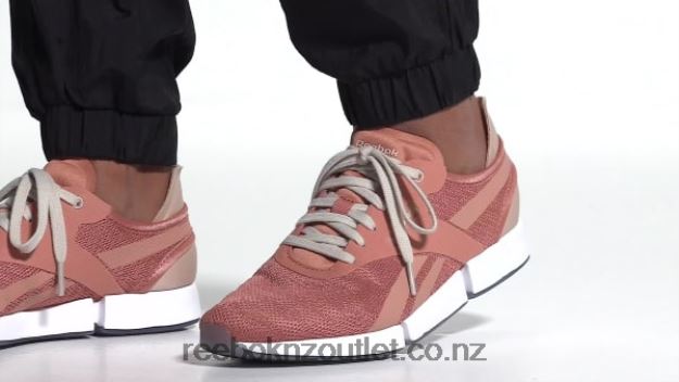 Canyon Coral/Soft Ecru/Ftwr White 2B4626277 DailyFit DMX 2 Women\'s Shoes Reebok