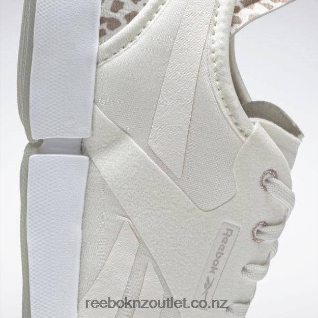 Chalk/Rose Gold/Ftwr White 2B4626257 DailyFit DMX 2 Women\'s Shoes Reebok