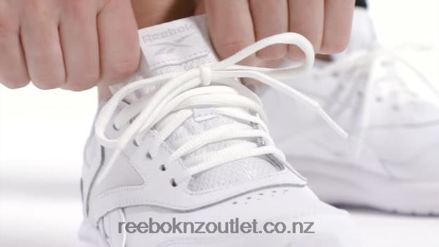 White/Cold Grey 2/Collegiate Royal 2B4626111 Walk Ultra 7 DMX MAX Wide Women\'s Shoes Reebok